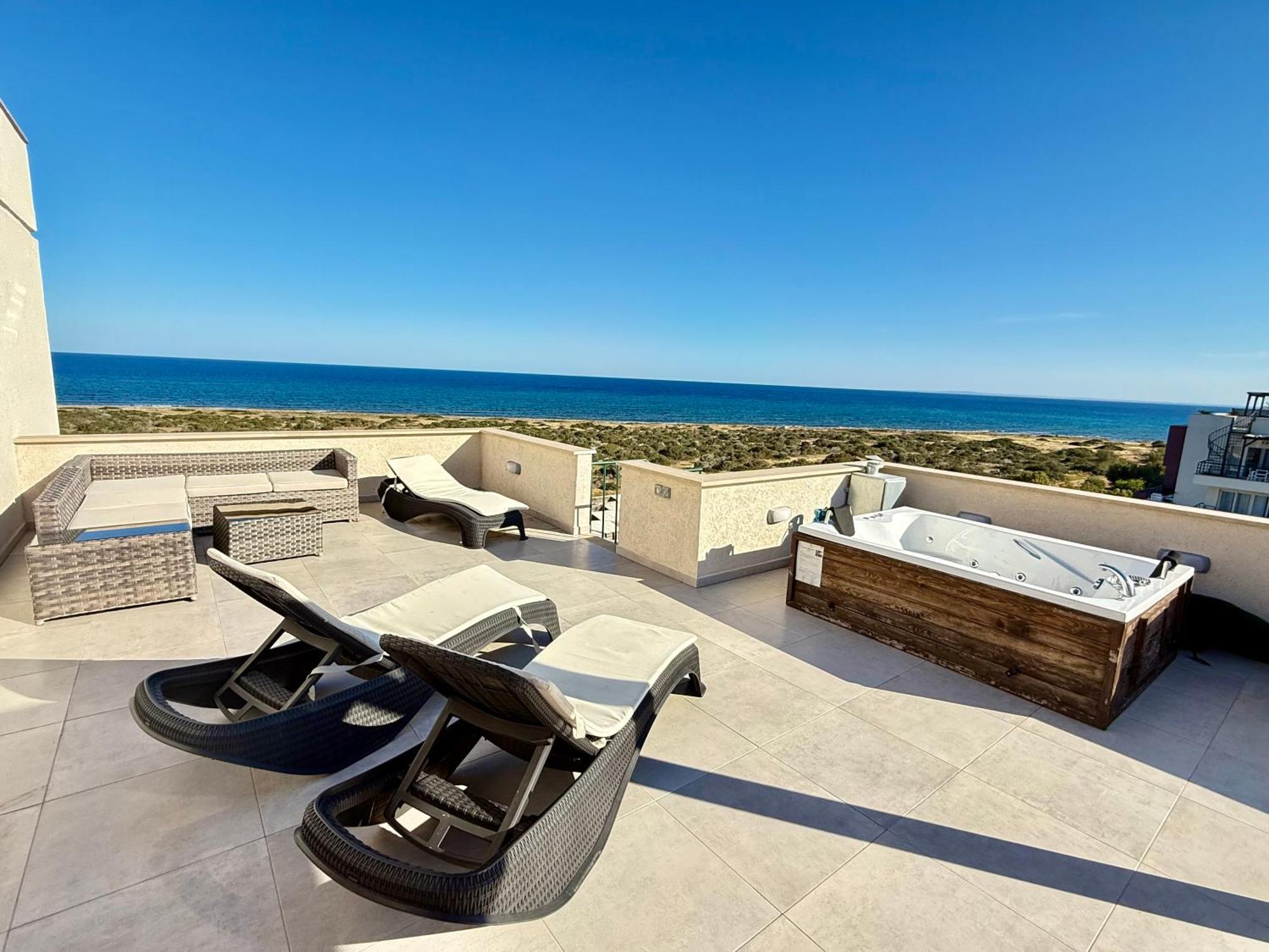 Relaxing Penthouse Suites By The Sea Vokolidha Exterior foto