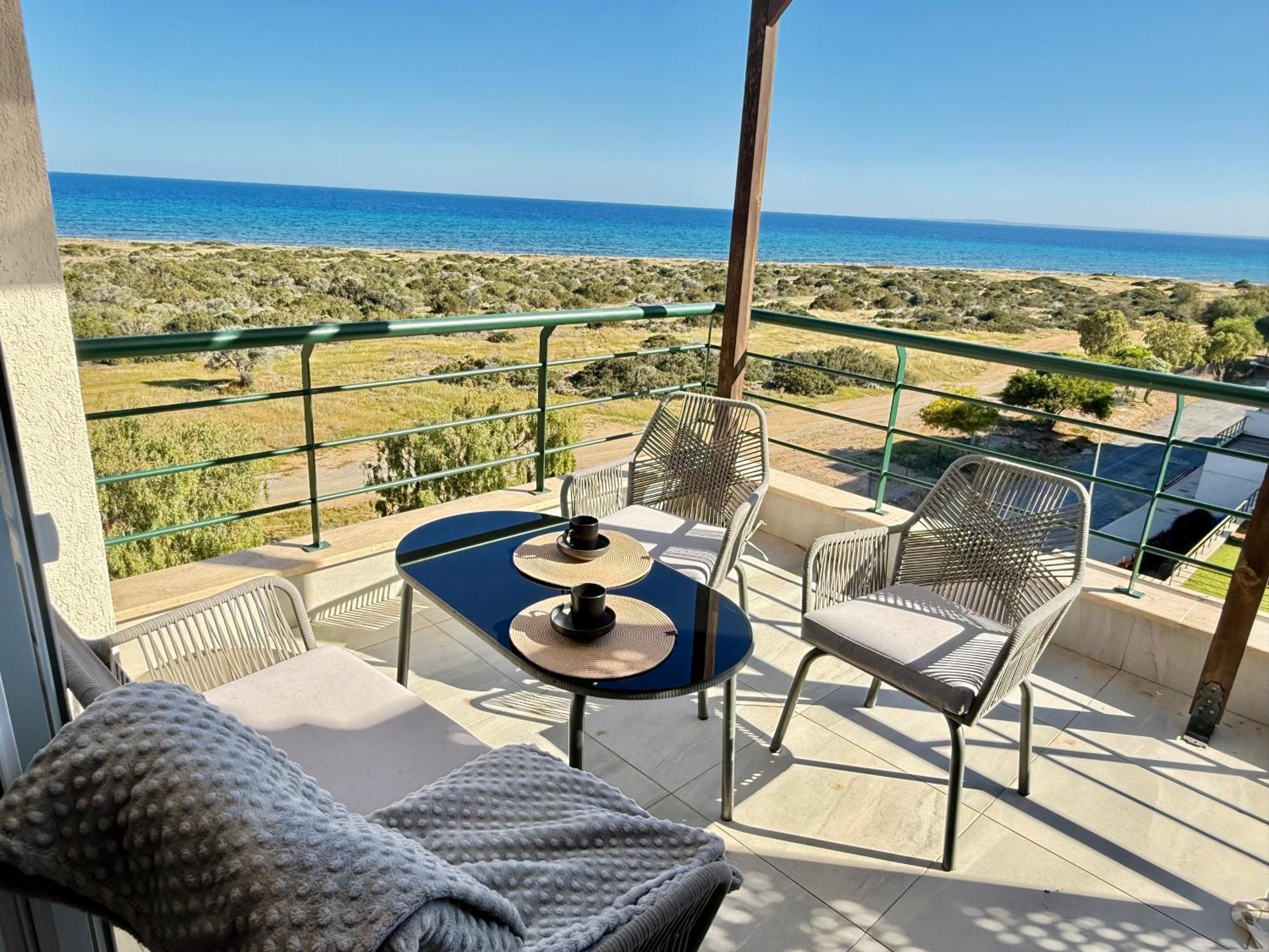 Relaxing Penthouse Suites By The Sea Vokolidha Exterior foto